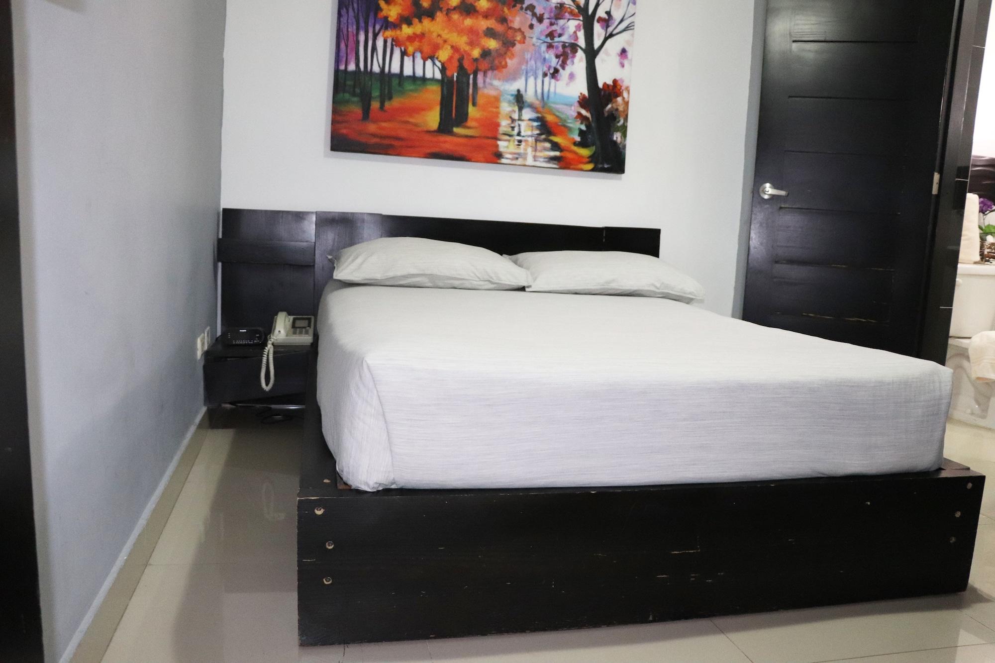 Hotel Merey Санто Доминго Екстериор снимка