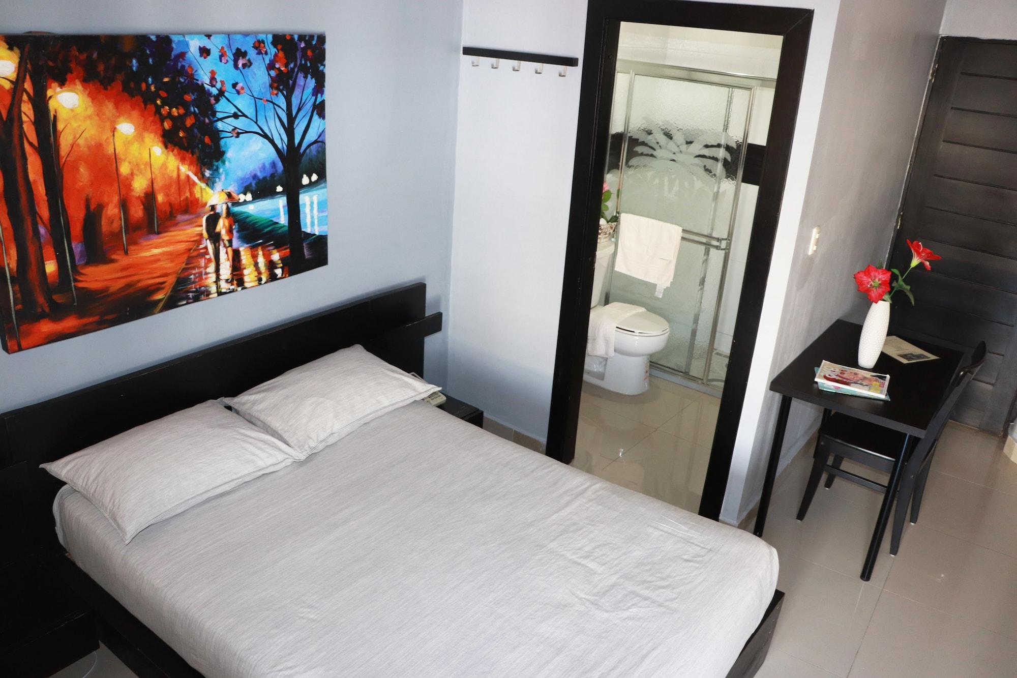 Hotel Merey Санто Доминго Екстериор снимка