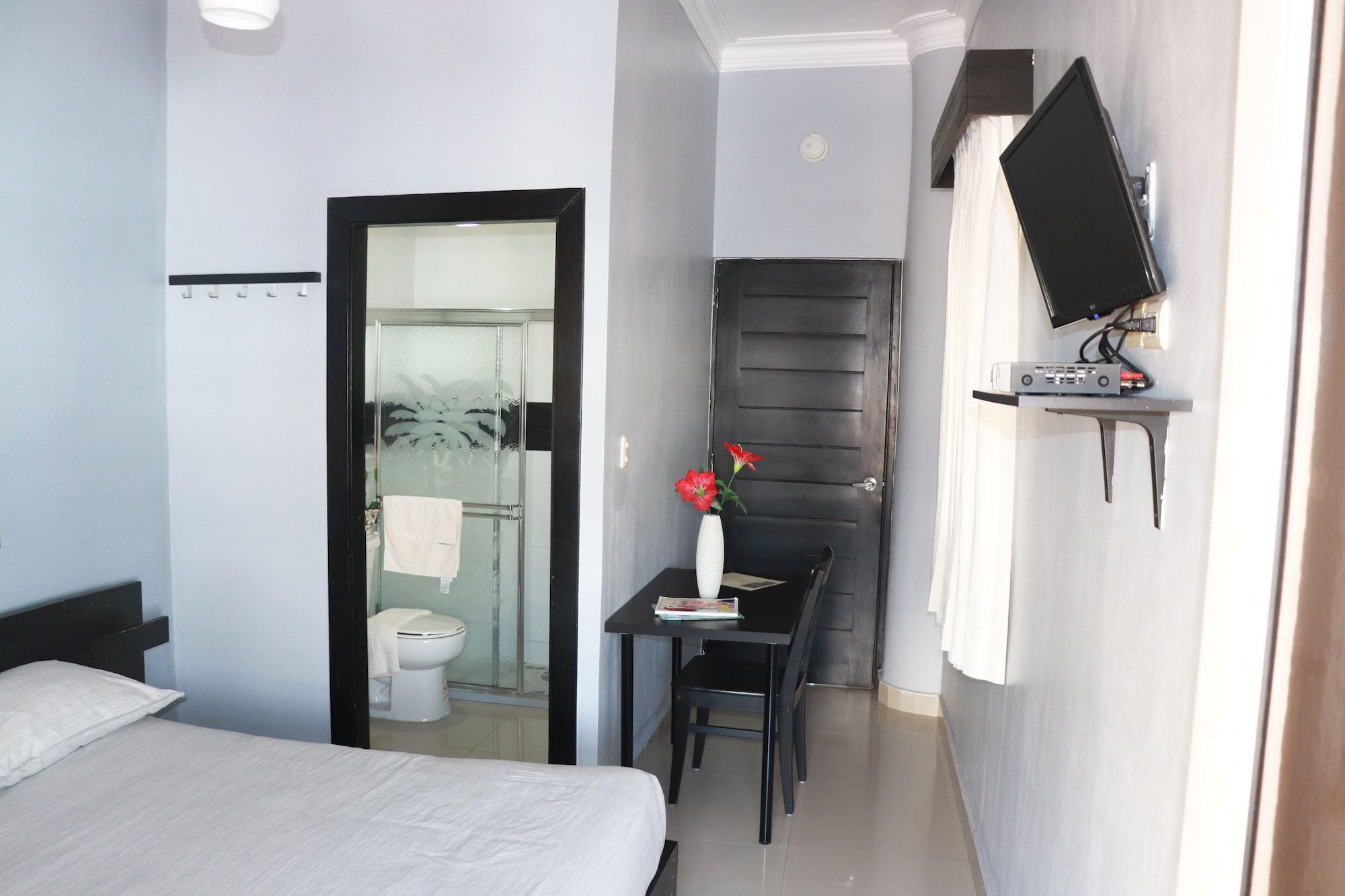Hotel Merey Санто Доминго Екстериор снимка