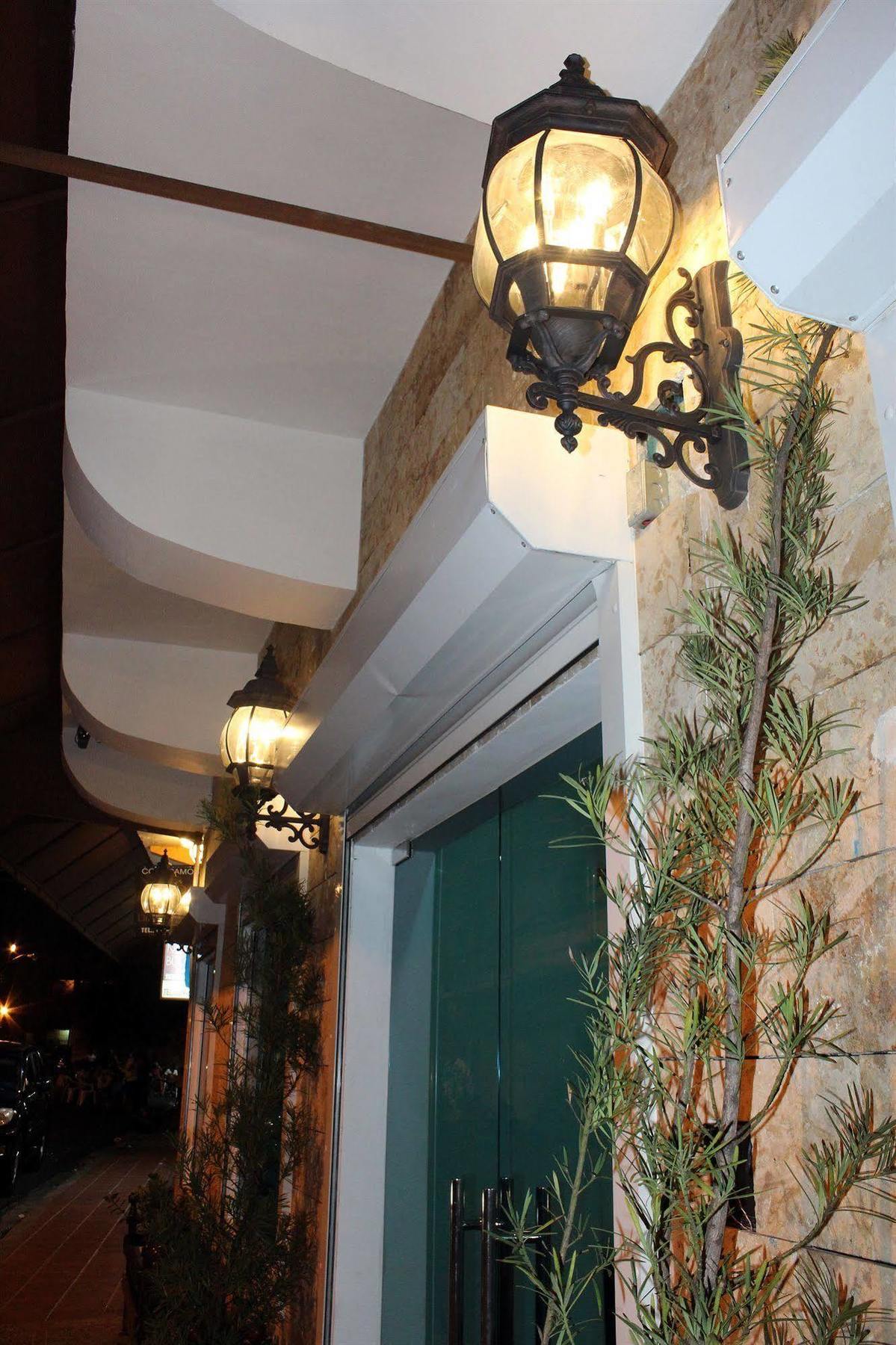 Hotel Merey Санто Доминго Екстериор снимка