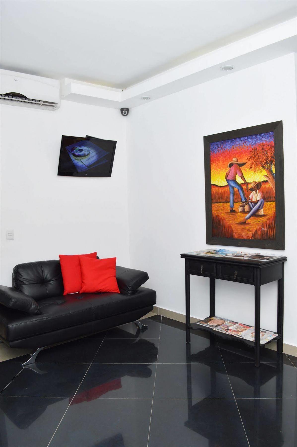 Hotel Merey Санто Доминго Екстериор снимка