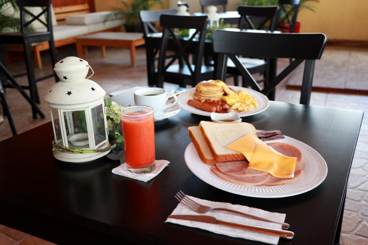 Hotel Merey Санто Доминго Екстериор снимка